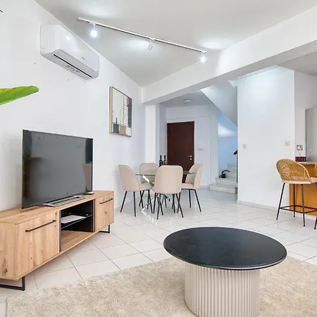 Pafilia Gardens 6 펜션 *